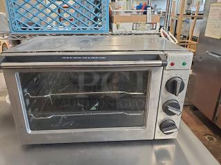 Waring WCO500X Half Size Countertop Convection Oven - 120V, 1700W