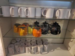 ceramic cups. 30x Your Bid