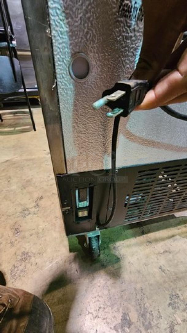 Avantco Undercounter Freezer on casters - Image 5 of 5