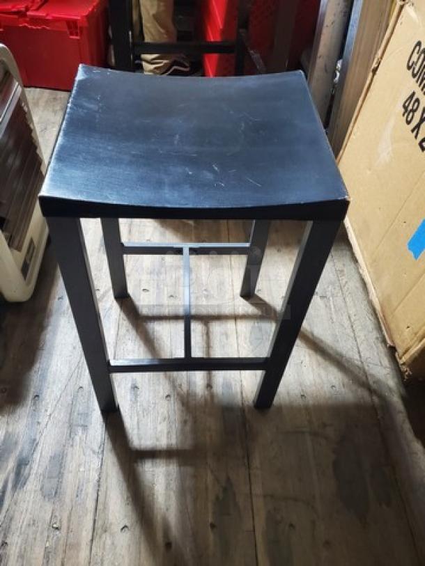 Lot of 6 Black Stools (6xBid) - Image 1 of 2