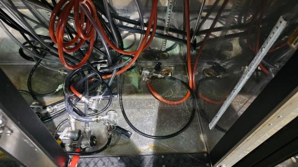 Perlick BBS60 60" Two Section Refrigerated Self-Contained Back Bar Cooler - Image 4 of 8