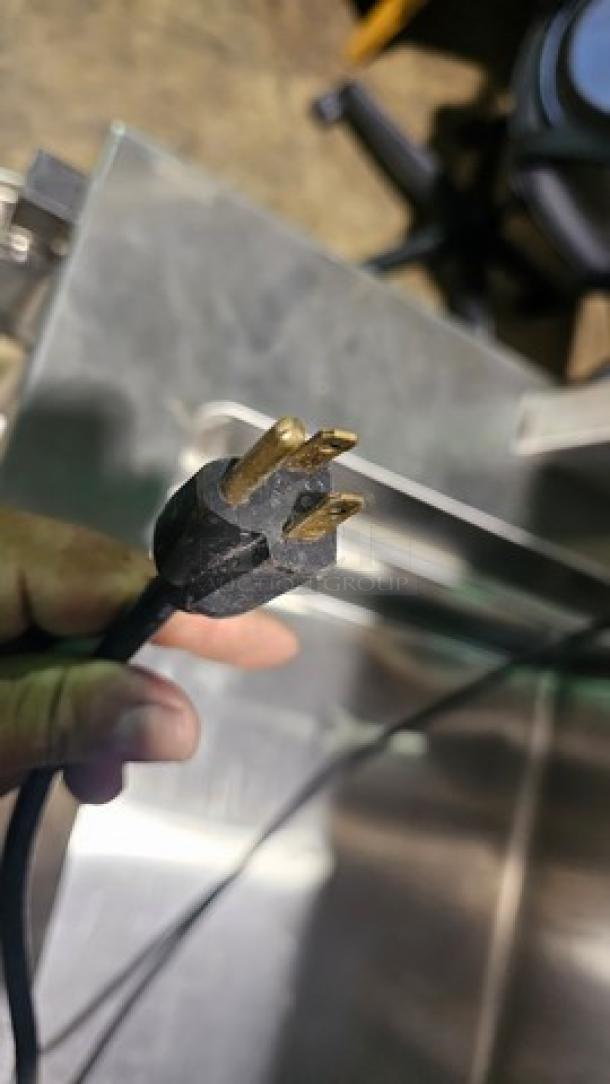 Vollrath 37066 Serving Counter, Cold Food. 1/4 HP, 120V, 60 Hz, 1 PH - Image 7 of 7