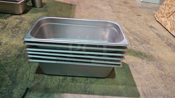 Lot of 6 Stainless Steel Food Pans (6xBid) - Image 1 of 3