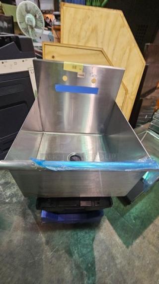 Stainless Steel Single Compartment Sink.