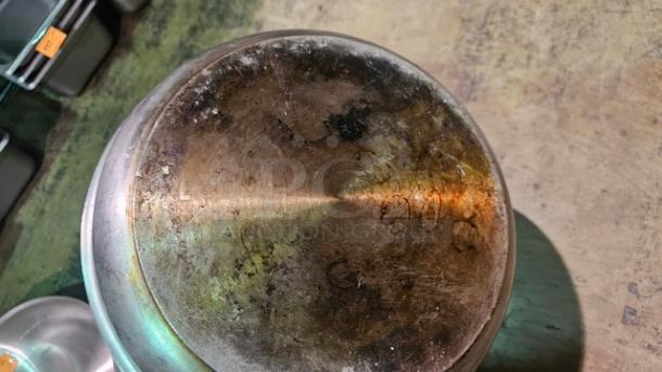 Lot of 3 Miscellaneous Frying Pans (3xBid) - Image 4 of 5