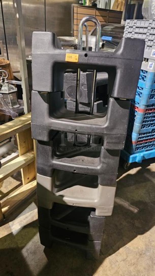 Lot of 6 Booster Seats (6xBid) - Image 1 of 3