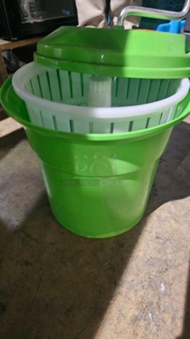 Choice Salad Spinner / Dryer - Image 2 of 3