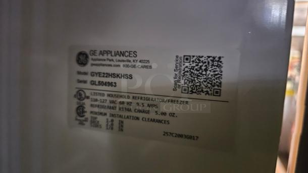 GE ENERGY STAR 22.1 Cu. Ft. Counter-Depth French-Door Refrigerator. 110-127 VAC, 60 Hz, 9.5 A - Image 4 of 4