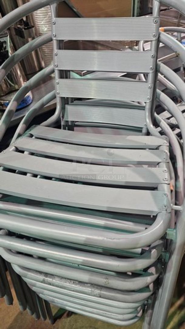 Lot of 5 Outdoor Chairs (5xBid) - Image 1 of 2