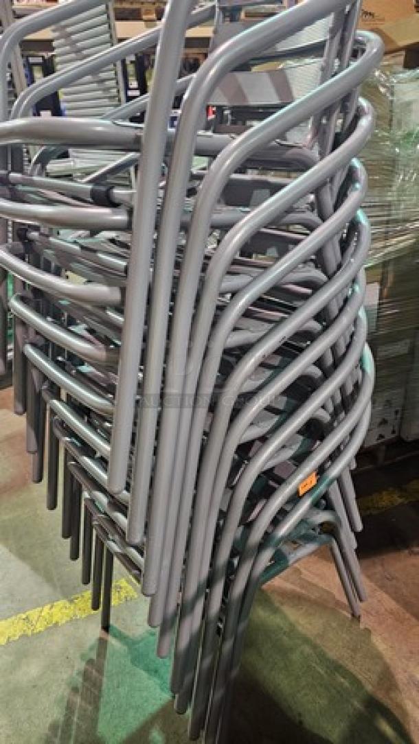 Lot of 5 Outdoor Chairs (5xBid) - Image 2 of 2