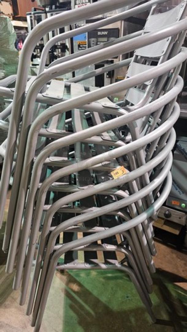 Lot of 3 Outdoor Chairs (3xBid) - Image 2 of 2