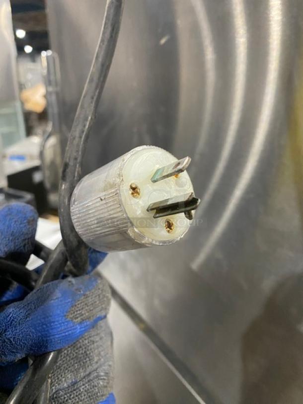 Winston Commercial Stainless Steel Heated Holding Cabinet/Food Warmer! With Front & Rear Pass-Through Doors! With Built In Pan Racks! On Casters! 120V! Model: HA4522GE SN: 20010919-011! - Image 9 of 9