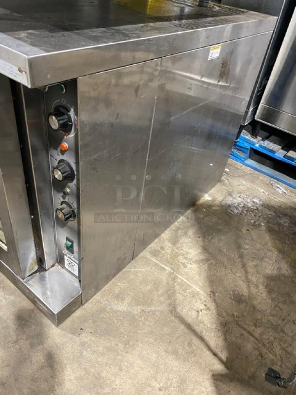 Bakers Pride Cyclone Series Commercial Stainless Steel Natural Gas Powered Single Stack Convection Oven! With Wired Oven Racks! With Legs! - Image 3 of 9