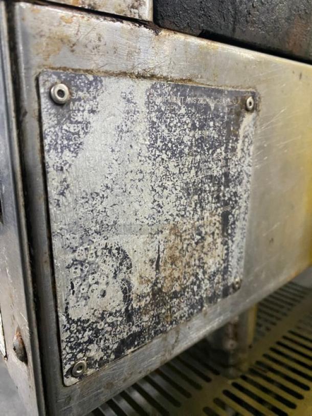 Vulcan Commercial Stainless Steel Natural Gas Powered Countertop 6 Burner Range! Model: VHP636! On Legs! - Image 4 of 8