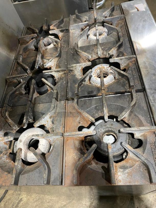 Connerton Commercial Stainless Steel Natural Gas Powered 6 Burner Range! With Full Sized Oven Underneath! With Back Splash & Overhead Salamander Shelf! With Oven Rack! On Casters! Model: CN36-6 SN: 700382F22! - Image 5 of 9