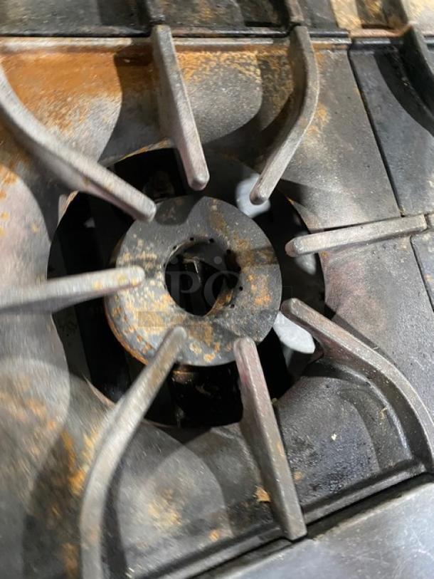 Asber Commercial Stainless Steel Natural Gas Powered 6 Burner Range! With Full Sized Oven Underneath! With Back Splash & Overhead Salamander Shelf! With Oven Rack! On Casters! - Image 6 of 9