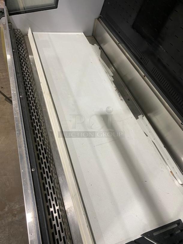 Federal Industries Commercial High Profile Refrigerated Open Grab-N-Go Display Case Merchandiser! With Energy Saving Night Curtains! With Adjustable Shelf! Model: RSSM560SC-3 SN: 08111052558! 120/208-240V 1 Phase! - Image 4 of 6