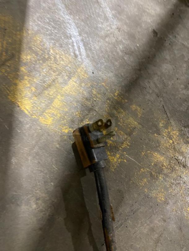 Traulsen Commercial Stainless Steel Single Door Refrigerated Chef Base! On Casters! 115V! Model: TE048HT-ZHR01 SN: T94492D15! - Image 7 of 7