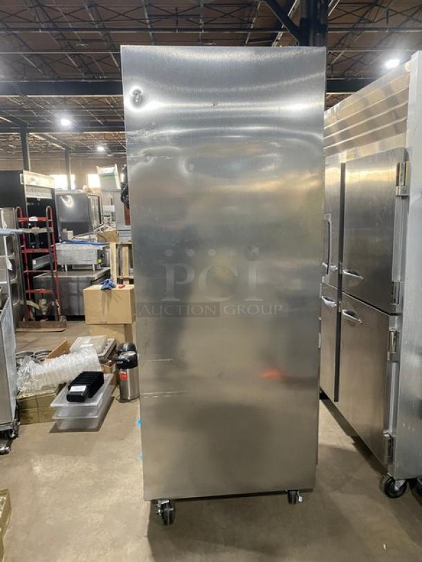 Traulsen Commercial Stainless Steel Glass Half Door Reach In Refrigerator! With Metal Racks! On Casters! 115V 1 Phase! Model: RHT132WUT-HHG SN: T149645J10! - Image 4 of 9