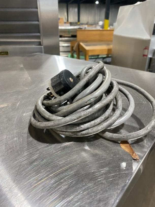 Carter Hoffmann Commercial Stainless Steel Insulated Heated Holding Cabinet/Food Warmer! With Built In Pan Racks! On Casters! 120V 1 Phase! Model: HWU14 SN: 385690-122004! - Image 8 of 8