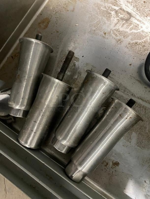 Traulsen Commercial Double Sliding Glass Door Reach In Refrigerator Merchandiser! With Metal Racks! With Legs! 115V 1 Phase! Model: RHT232NREFSL SN: A963040F00! - Image 7 of 9