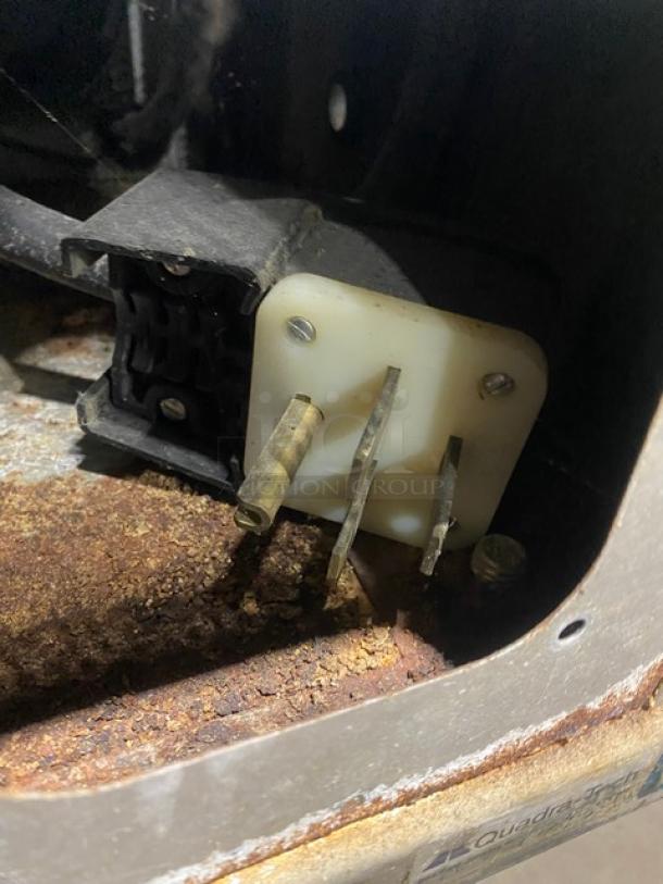 Blodgett Energy Star Commercial Stainless Steel Electric Powered Double Stacked Convection Oven! With Wire Oven Racks! Model: CTB-1 SN: 070312MA0171! 208/230-240V 1/3 Phase! On Single Shelf Cart With Casters! 2X Your Bid Makes One Unit! - Image 8 of 10