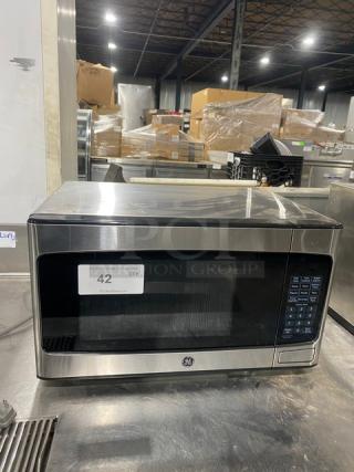 GE Appliances Commercial Stainless Steel Countertop Microwave Oven! Model: JE81145SH1SS SN: GM256198A!