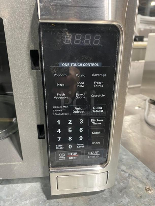 LG Commercial Stainless Steel Countertop Microwave Oven! Model: LCS1112ST SN: 612TAQPB7404! 120V 1 Phase! - Image 6 of 9