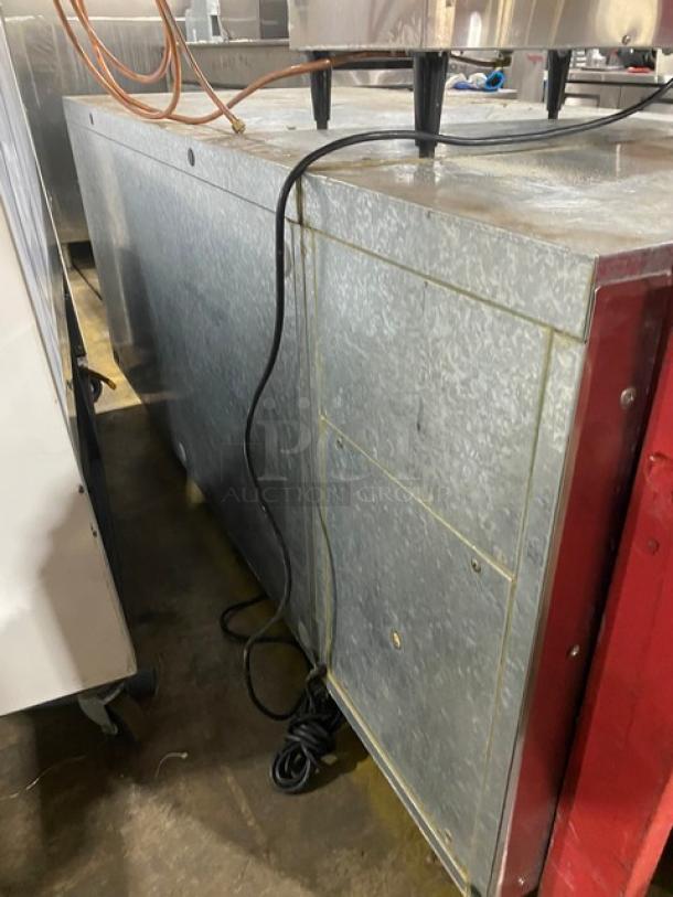 Traulsen Commercial Stainless Steel 2 Door Undercounter Refrigerated Lowboy/Worktop Cooler! With Wire Rack! With Built In Pan Holding Racks! On Legs! 115V 1 Phase! Model: UC2HT SN: T276920J98! - Image 4 of 8