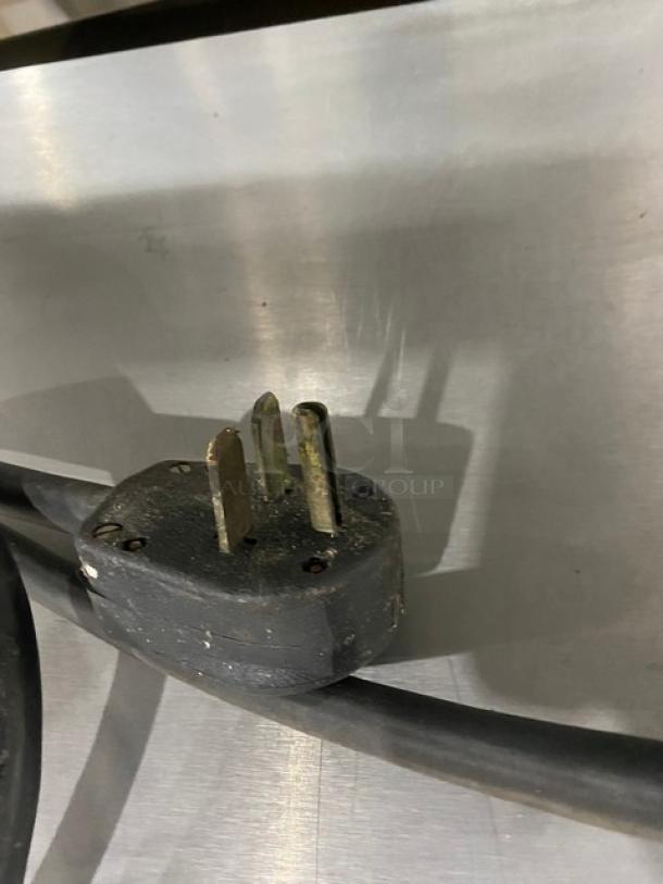 Randell Commercial Stainless Steel Electric Powered 3 Well Steam Table! With Drain! On Single Shelf Stand With Legs! 208V 1 Phase! Model: 3613 SN: T00000019271! - Image 9 of 9