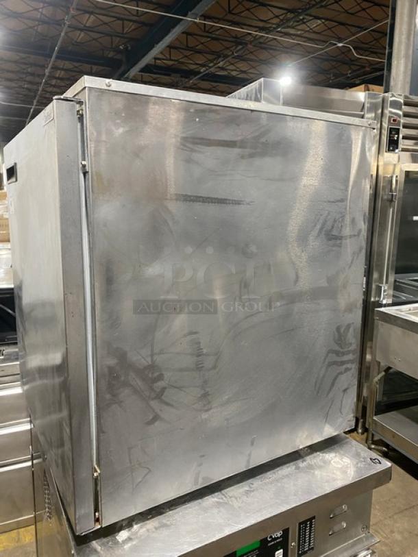 Delfield Commercial Stainless Steel Single Door Undercounter Refrigerator! With Racks! On Legs! 115V 1 Phase! Model: 406CA-A33 SN: 1308152001456! - Image 3 of 7