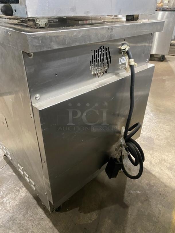 Cvap Silver Edition Commercial Stainless Steel Electric Powered Half Size Undercounter Cook-N-Hold Oven! With Built In Pan Racks! On Casters! 208V 1 Phase! Model: CAC507GR SN: 20170727-0001! - Image 4 of 9