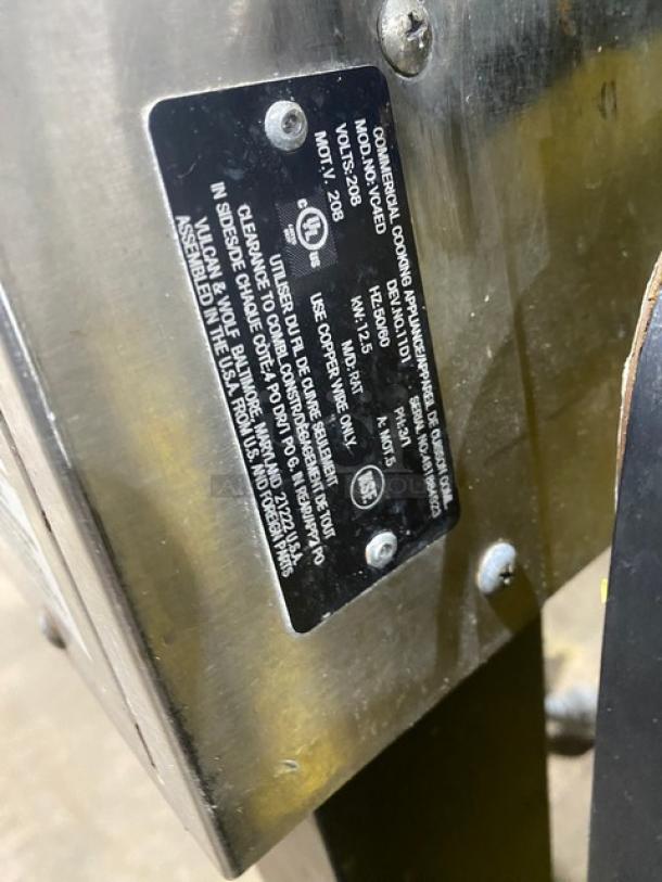 Vulcan Commercial Stainless Steel Electric Powered Single Stack Convection Oven! With Wired Oven Racks! Model: VC4ED SN: 481884923! 208V 3 Phase! On Legs! - Image 6 of 7