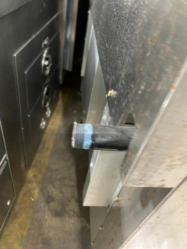 Connerton Commercial Stainless Steel Natural Gas Powered 6 Burner Range! With Full Size Oven Underneath! With Back Splash & Overhead Salamander Shelf! With Pan Rail! On Casters! Model: CN36-6 SN: 700322J21! - Image 10 of 10