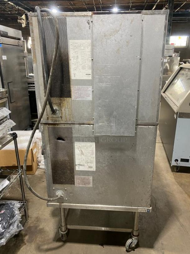 Blodgett Energy Star Commercial Stainless Steel Electric Powered Double Stack Convection Oven! With Wire Oven Racks! Model: CTB-1 SN: 052914LA083S! On Single Shelf Stand With Casters! 2X Your Bid Makes One Unit! - Image 4 of 11