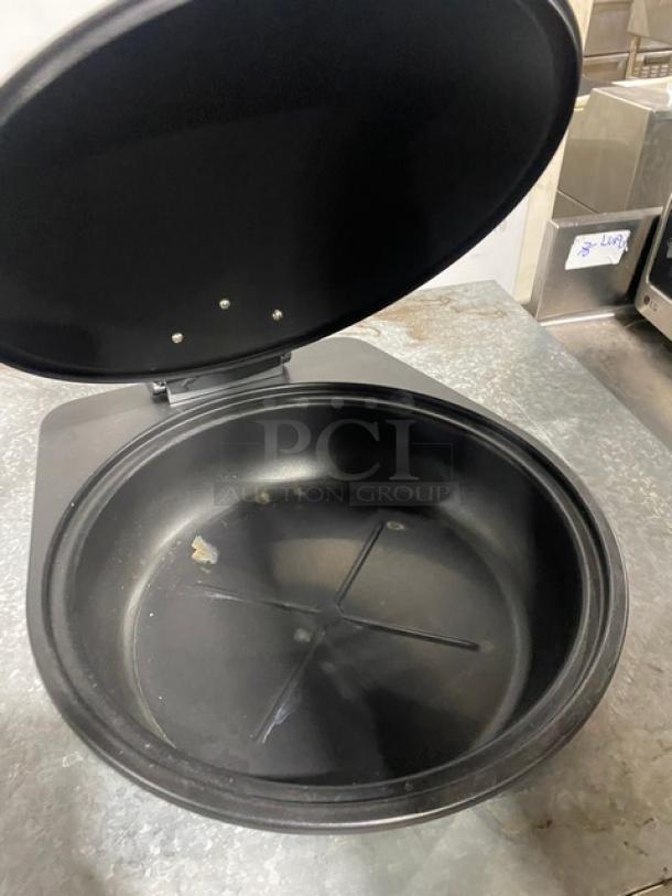 Spring USA Commercial Induction Chafing Dish/Buffet Server! With Chrome Handle! - Image 5 of 6