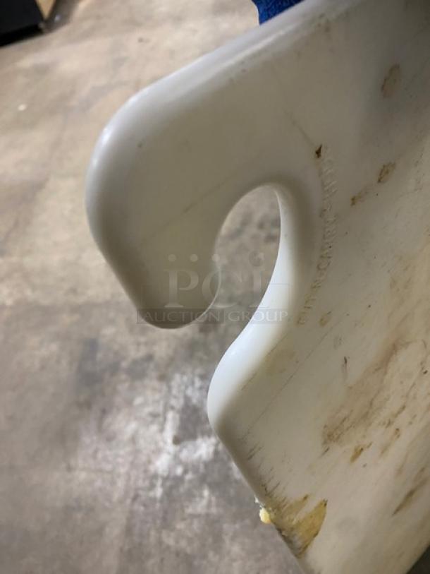 Commercial Cut-N-Carry Cutting Board! - Image 3 of 3