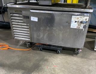 Traulsen Commercial Stainless Steel Single Door Refrigerated Chef Base! On Casters! 115V! Model: TE048HT-ZHR01 SN: T94492D15!