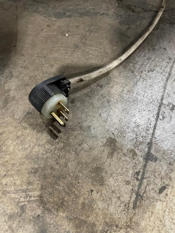 SeVel Commercial Stainless Steel Refrigerated Bakery Display Case! With Tempered, Non-Glare, Lift-Up Curved Front Glass! With Double Sliding Door Rear Access! With Rear Pull Out Loading Drawer! On Casters! - Image 8 of 8