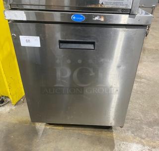 Randell Commercial Stainless Steel Undercounter Single Door Reach In Refrigerator! With Poly Coated Wire Shelves! On Casters! 115V 1 Phase! Model: 9404-7 SN: W313890-1-1!