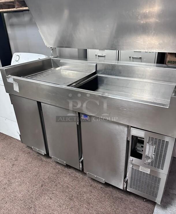 Late Model Randell CHICK-FIL-A Refrigerated  Pizza Table 115 Volt Tested and Working! - Image 3 of 10
