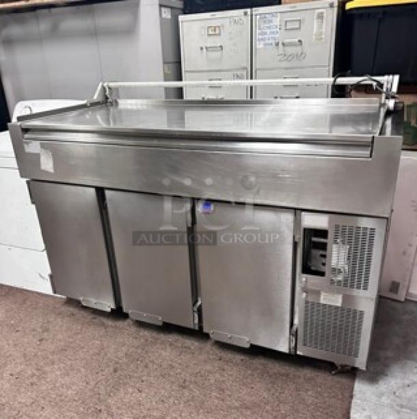 Late Model Randell CHICK-FIL-A Refrigerated  Pizza Table 115 Volt Tested and Working! - Image 8 of 10