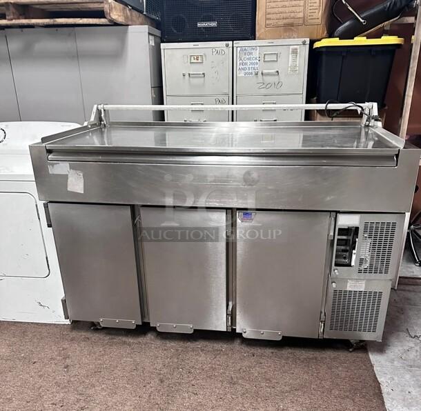 Late Model Randell CHICK-FIL-A Refrigerated  Pizza Table 115 Volt Tested and Working! - Image 10 of 10
