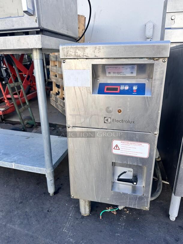 Electrolux 371174 Automatic Pasta Cooker, electric, 5.3 gallon single tank 220 Volt 3 Phase Tested and Working! - Image 2 of 8