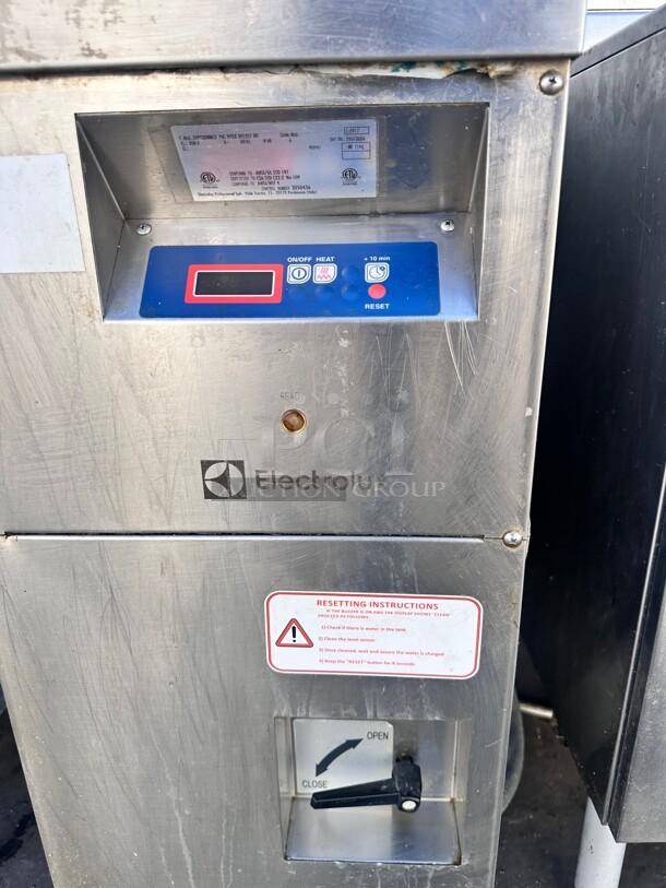 Electrolux 371174 Automatic Pasta Cooker, electric, 5.3 gallon single tank 220 Volt 3 Phase Tested and Working! - Image 4 of 8