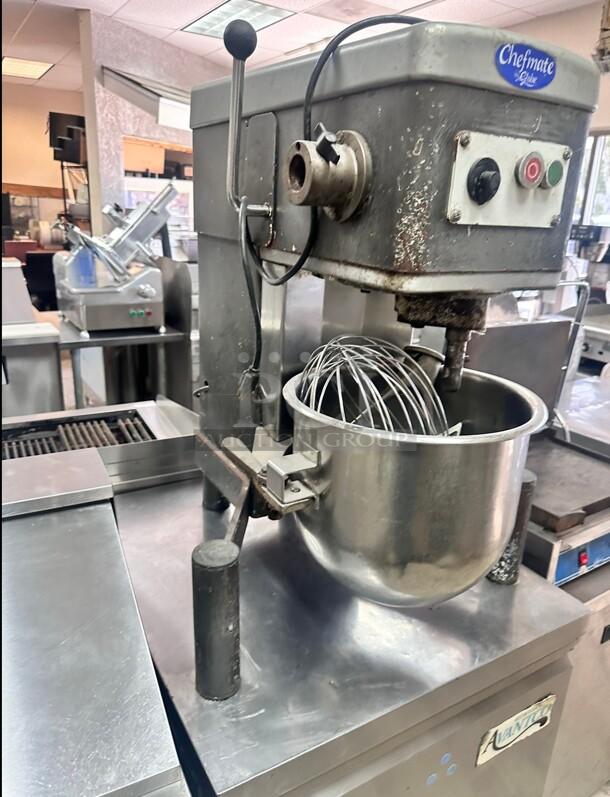 Globe GCM20H 20 QT Planetary Mixer - Bench Model, 1 HP, 115v Sold 'As Is' - Image 6 of 10