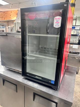 Commercial Counter Top Glass Door Refrigerator 115 Volt Tested and Working!