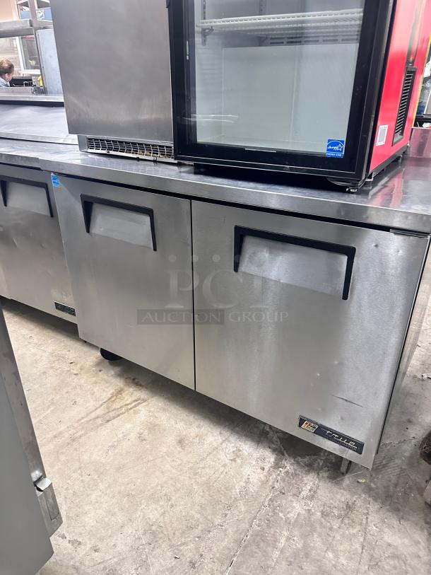 True 48" Under Counter Refrigerator 115 Volt Tested and Working! - Image 4 of 5