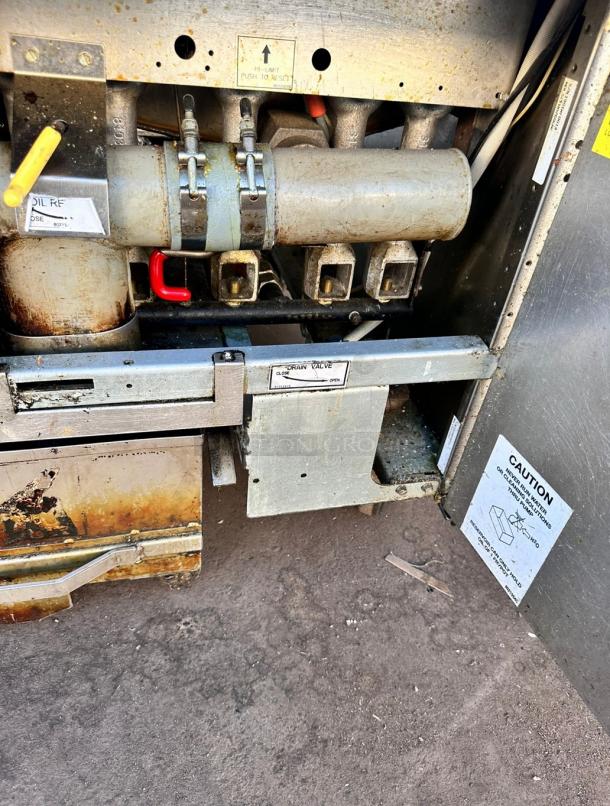 Frymaster Commercial Double Gas Fryer With Filtration System Tested and Working! - Image 8 of 9