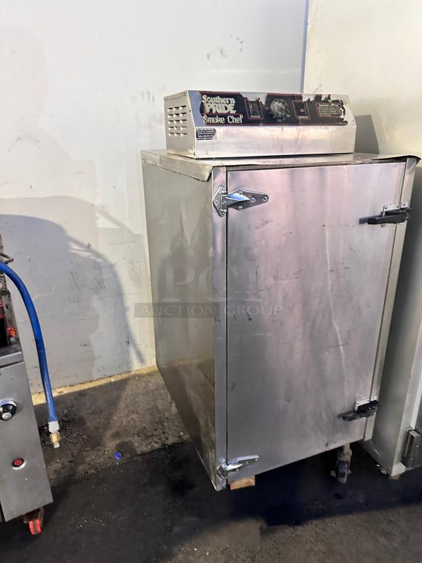 Southern Pride Commercial Smoker 220 Volt Tested and Working! - Image 1 of 6